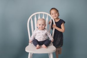 sibling baby photography blue