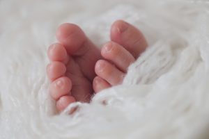 newborn baby toes macro closeup