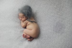natural newborn baby photography bear hat