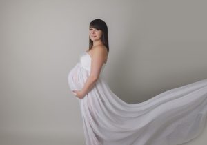 floaty dress black white maternity pregnancy photography